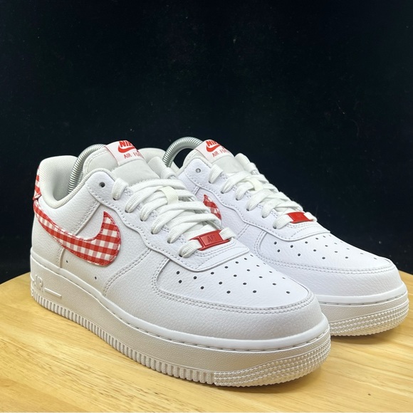 Nike Air Force 1 '07 Low Gingham Plaid Mystic Red DZ2784-101 Women's Sizes - Picture 4 of 9
